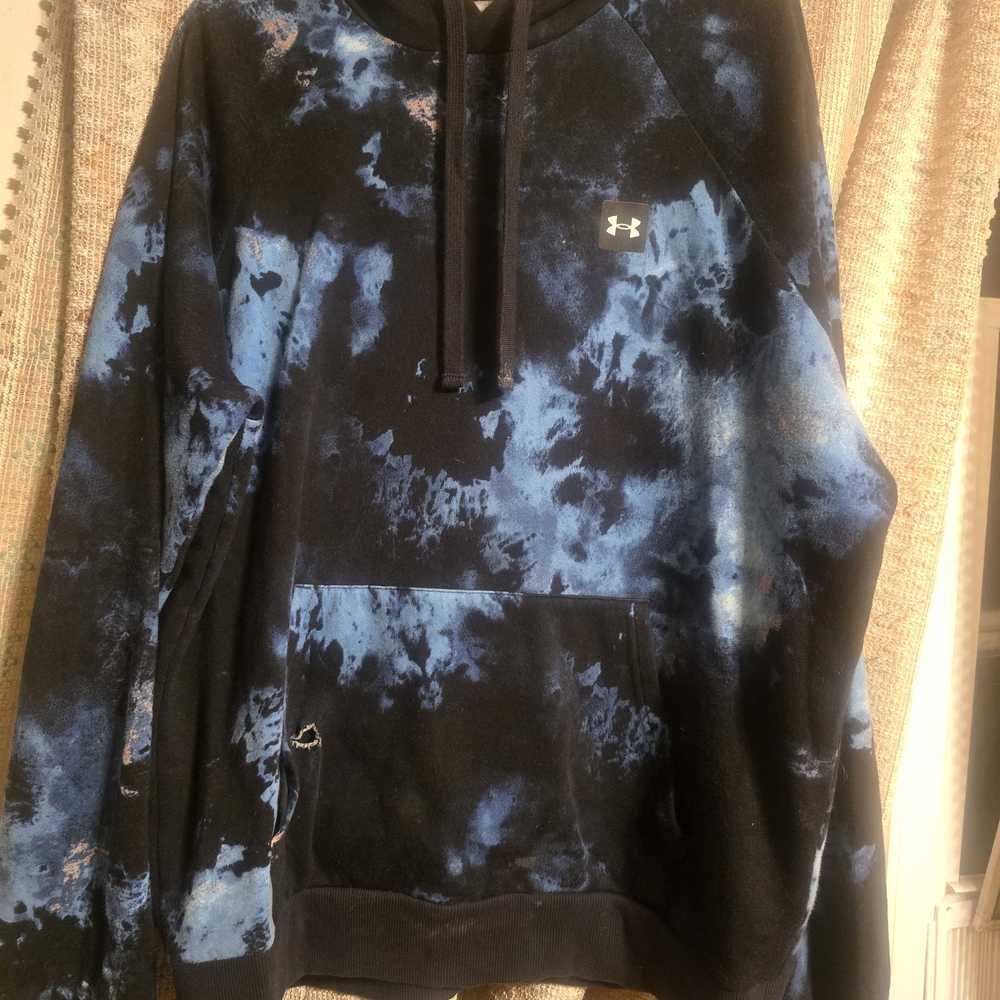 Under Armour Men's Black and Blue Hoodie